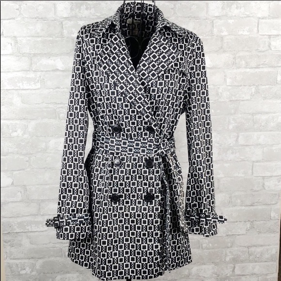 Jackets & Blazers - Black & white pattern trench coat L